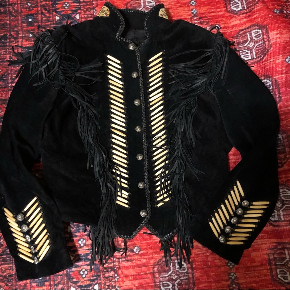 Vintage Renegade Ren Ellis black suede leather fringe jacket bone beads Conchos